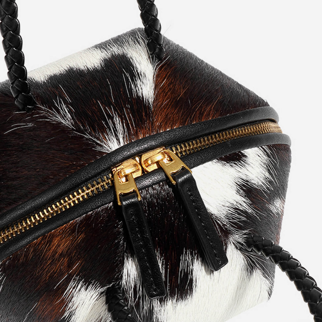 Wild Hair-on Leather Circle Bag – Chic Crossbody & Shoulder Design