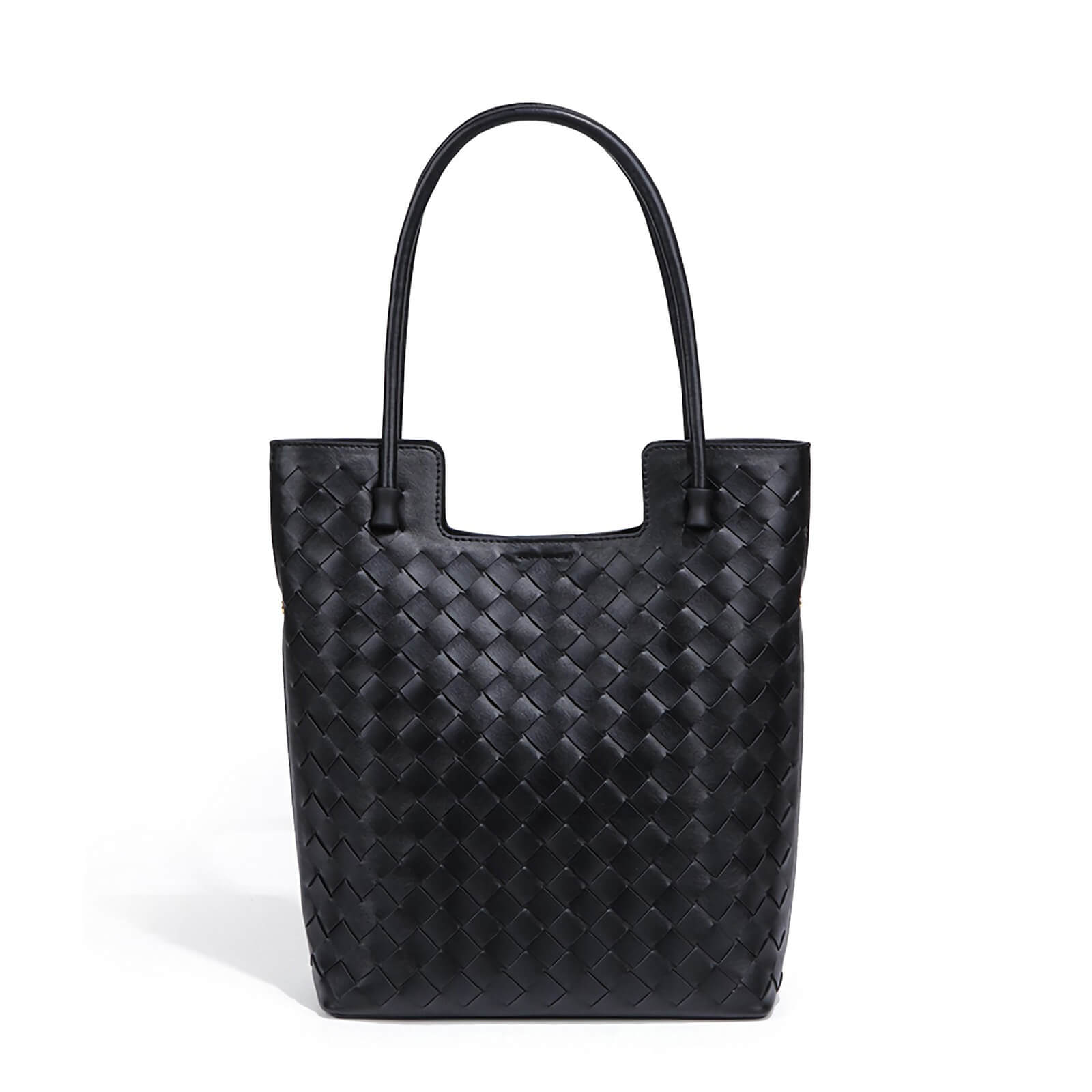 structured shoulder bag