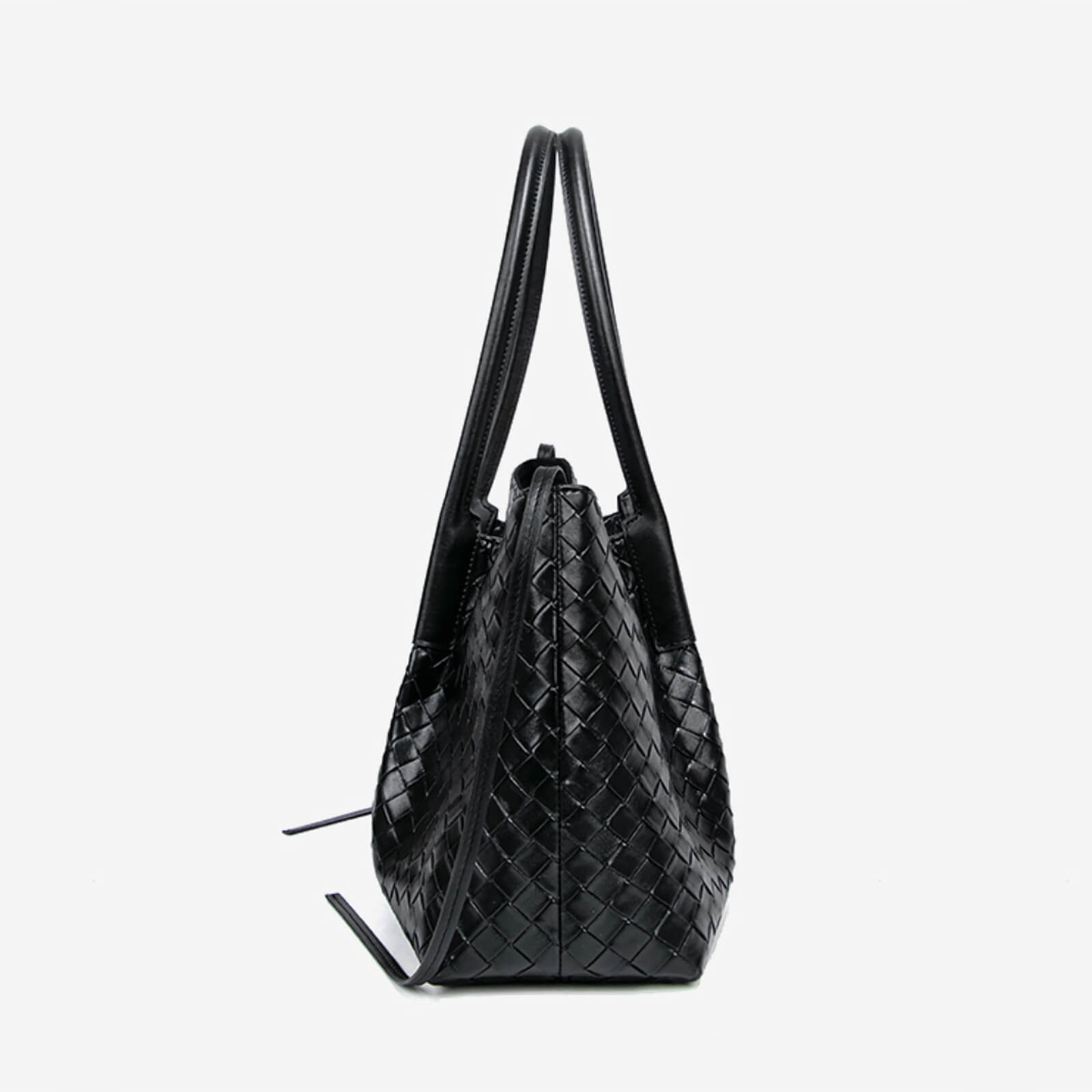versatile shoulder handbag